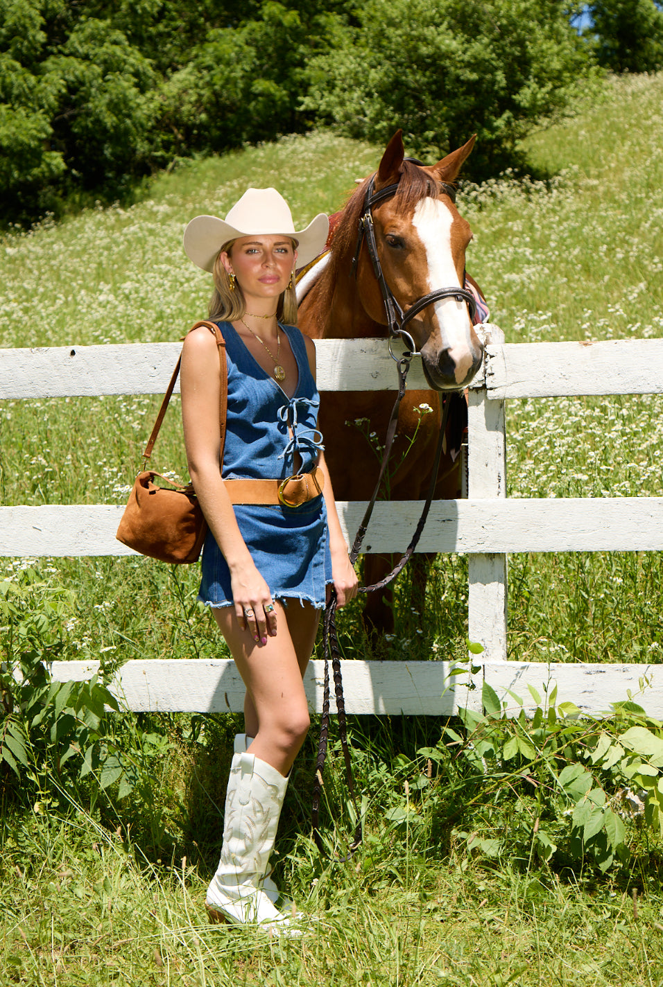 Women's Wide Zip Up Italian Suede Belt